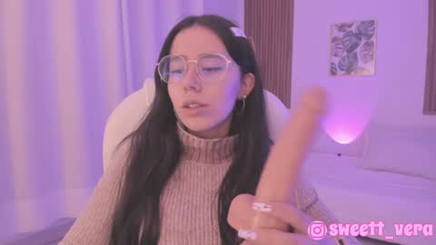 Snapshot of sweett_vera chatting on 01.23.25 Veronicca online show from 01.23.25