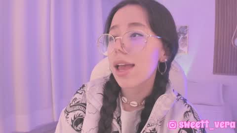 Snapshot of sweett_vera chatting on 01.24.25 Veronicca online show from 01.24.25