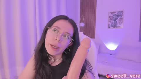 Snapshot of sweett_vera chatting on 02.20.25 Veronicca online show from 02.20.25