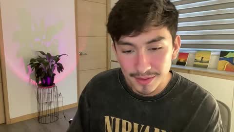 Snapshot of sweettaaron chatting on 10.25.25 Andy online show from 10.25.25