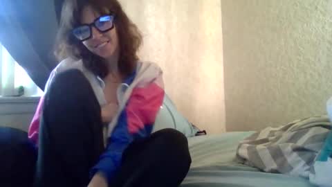 Snapshot of sweettoothtrixie chatting on 12.13.25 Sweet Tooth Trixie online show from 12.13.25