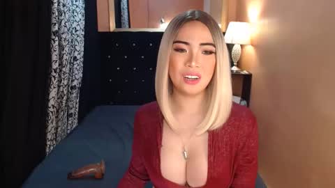 Snapshot of sweettrixiee chatting on 12.13.24 Ms trixiee online show from 12.13.24