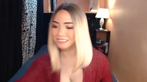 Snapshot of sweettrixiee chatting on 12.22.24 Ms trixiee online show from 12.22.24