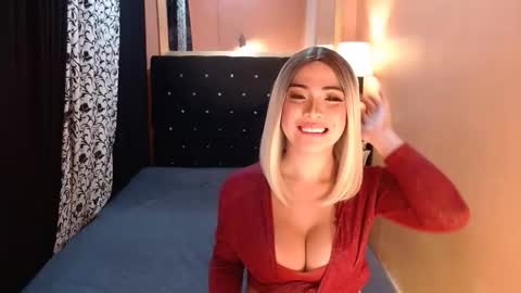Snapshot of sweettrixiee chatting on 03.04.25 Ms trixiee online show from 03.04.25