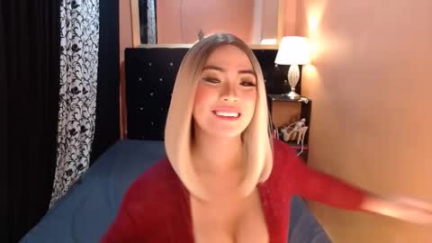 Snapshot of sweettrixiee chatting on 03.10.25 Ms trixiee online show from 03.10.25