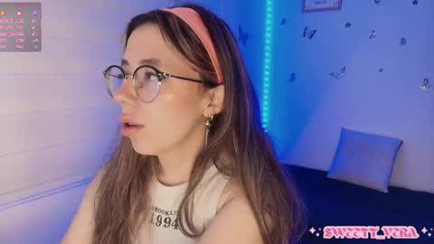 Snapshot of sweettvera_ chatting on 10.06.25 Veronica Independent Model online show from 10.06.25