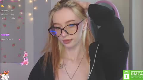 Elis  a little vacation Ill be here Saturday my schedules in bio online show from 01.26.25