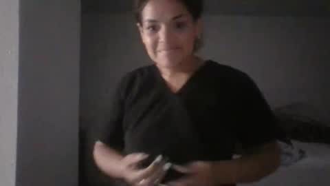 Snapshot of sweetwendi15 chatting on 10.23.25 sweetwendi15 online show from 10.23.25