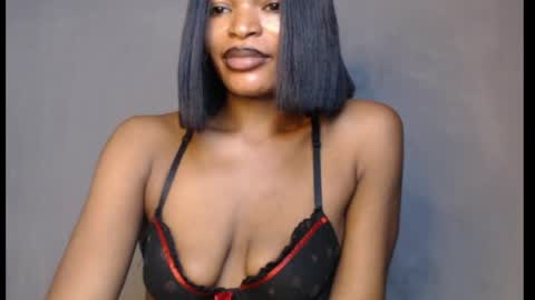 Snapshot of sweetxxboobsx chatting on 05.29.26 sweetxxboobsx online show from 05.29.26