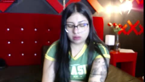 Snapshot of sweety_ashly chatting on 01.18.25 Ashley 3 online show from 01.18.25