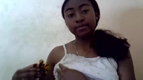 Snapshot of sweety_miorah_7 chatting on 10.26.25 Miorah online show from 10.26.25