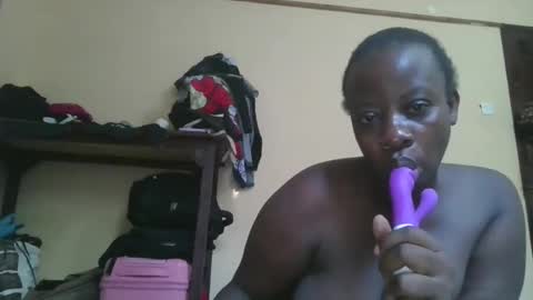 sweetyass25 online show from 11.15.25