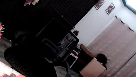 Claire Watson online show from 12.02.25