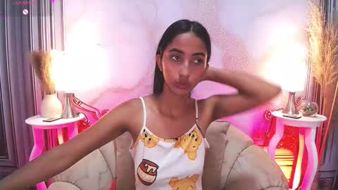 LAURA online show from 09.11.25