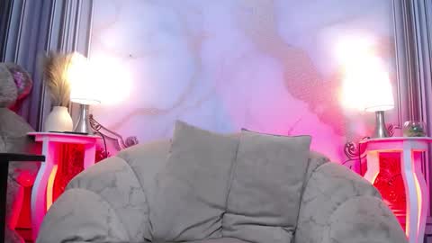 LAURA online show from 03.11.26