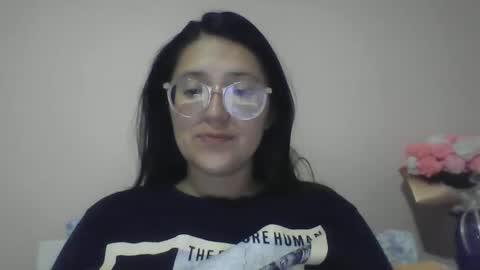 Snapshot of sweetyypeach chatting on 03.09.25 sweetyypeach online show from 03.09.25