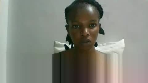 Snapshot of sweetz_candice chatting on 10.05.25 sweetz_candice online show from 10.05.25