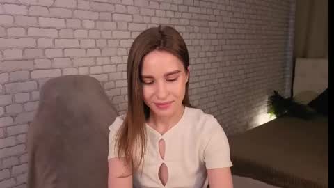 Snapshot of swetskitt chatting on 10.08.25 Milana online show from 10.08.25