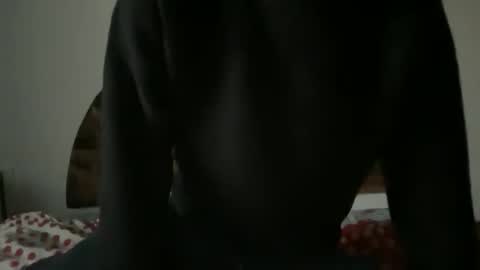 Snapshot of swissix chatting on 10.18.25 Rocco online show from 10.18.25