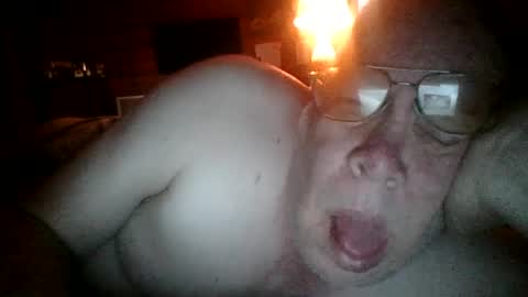 Snapshot of swm769 chatting on 06.26.26 swm online show from 06.26.26