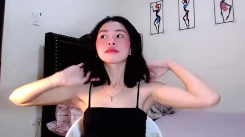 Holly online show from 01.11.25