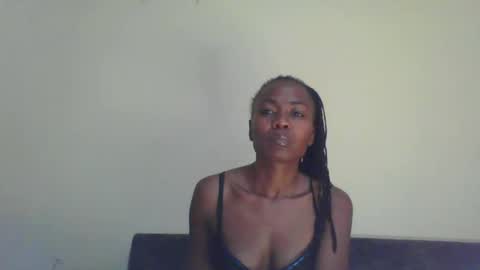 Snapshot of swtebony1 chatting on 02.28.25 ALICIA online show from 02.28.25