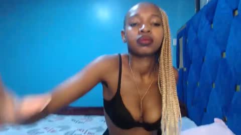 Camilla online show from 09.10.25
