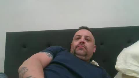 sxylegsturnmeon online show from 10.19.25