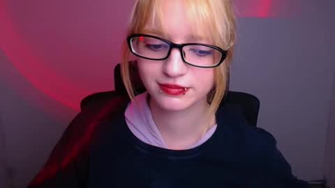 Syfer online show from 11.27.25