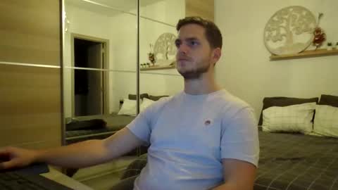 syl092 online show from 10.07.25