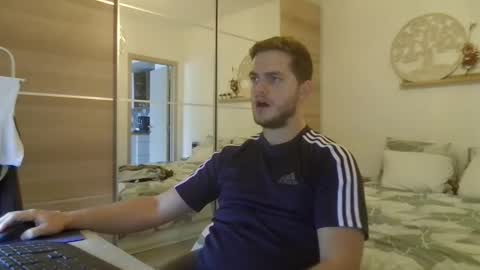 syl092 online show from 10.15.25