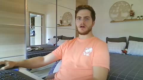 syl092 online show from 11.24.25