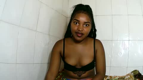 sylviasexy27 online show from 02.21.25