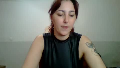 Sarah online show from 09.10.25