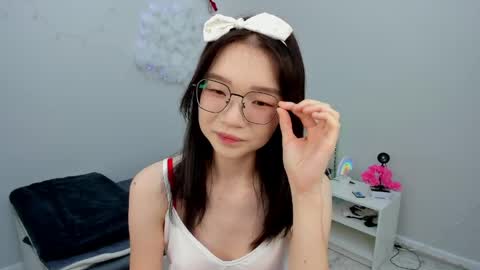 Snapshot of syuri_sun chatting on 06.05.26 Yuki online show from 06.05.26
