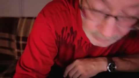 Snapshot of szaszinno6669068 chatting on 09.28.25 szaszinno6669068 online show from 09.28.25