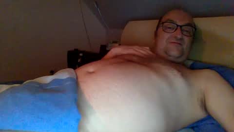 Snapshot of t0815 chatting on 01.17.25 t0815 online show from 01.17.25