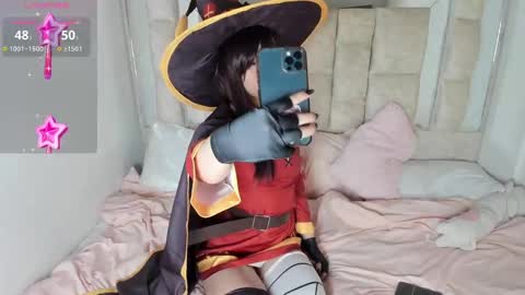 Snapshot of ta_miau chatting on 12.26.24 Nice to meet you I am Mia3 online show from 12.26.24