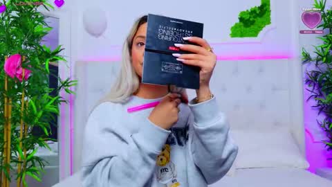 Arianna online show from 09.29.25