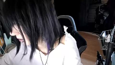 Snapshot of tabethashempert chatting on 02.15.26 Lina online show from 02.15.26