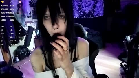 Lina online show from 03.29.26