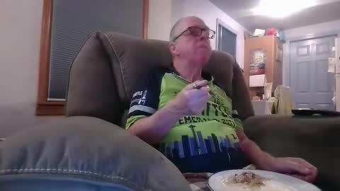 tacrunner66_ online show from 11.06.25