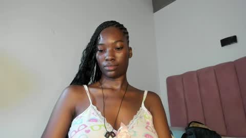 Snapshot of tahira_21 chatting on 04.29.26 Tahira online show from 04.29.26
