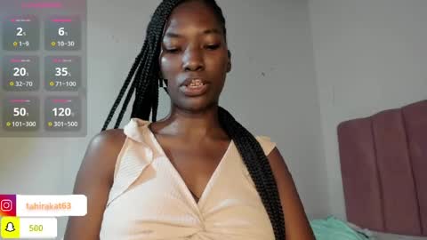 Snapshot of tahira_21 chatting on 05.12.26 Tahira online show from 05.12.26