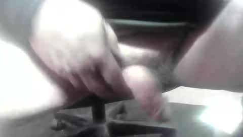 Snapshot of tahoebob1 chatting on 10.31.25 Tahoe Bob online show from 10.31.25