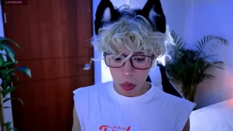 taichi online show from 10.11.25