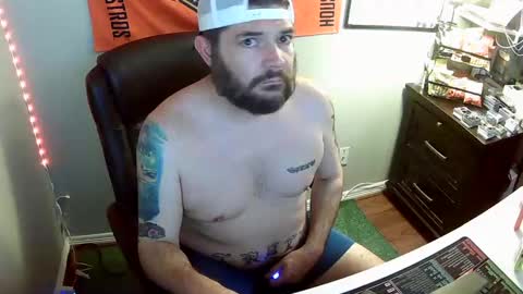 TaintNuzzler online show from 09.16.25