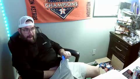 TaintNuzzler online show from 09.21.25