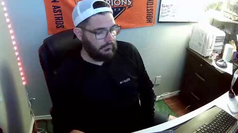 TaintNuzzler online show from 10.03.25