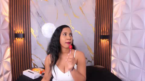 Snapshot of taira_bms chatting on 10.30.25 Samantha online show from 10.30.25